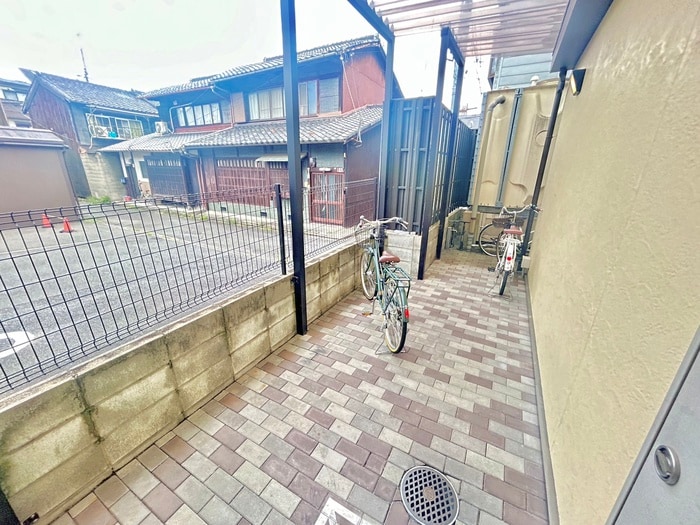 駐輪場 アドミ西院