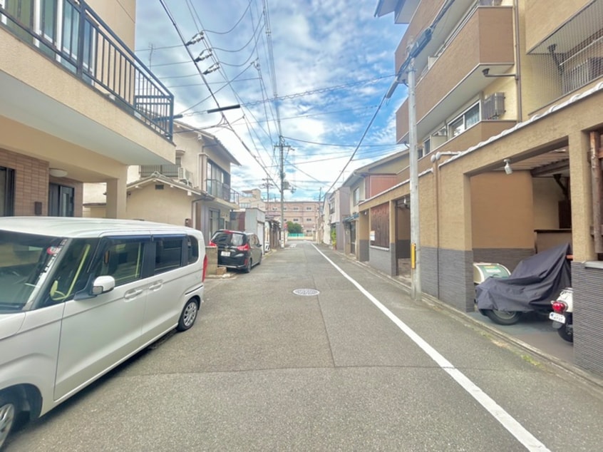 周辺環境 アドミ西院