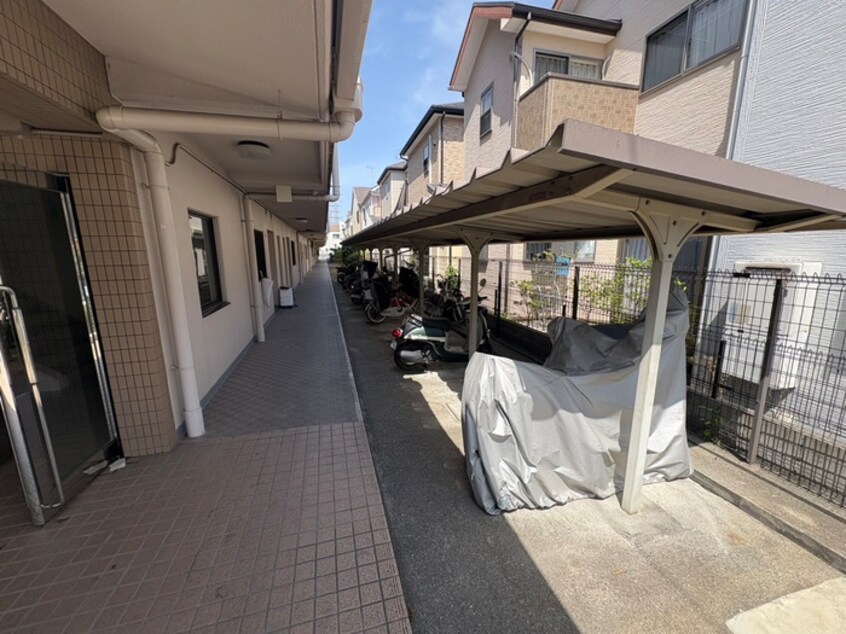 駐輪場 サニーコート浅井