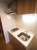 キッチン ﾚｼﾞｭｰﾙｱｯｼｭ塚本Ⅱ（1102）