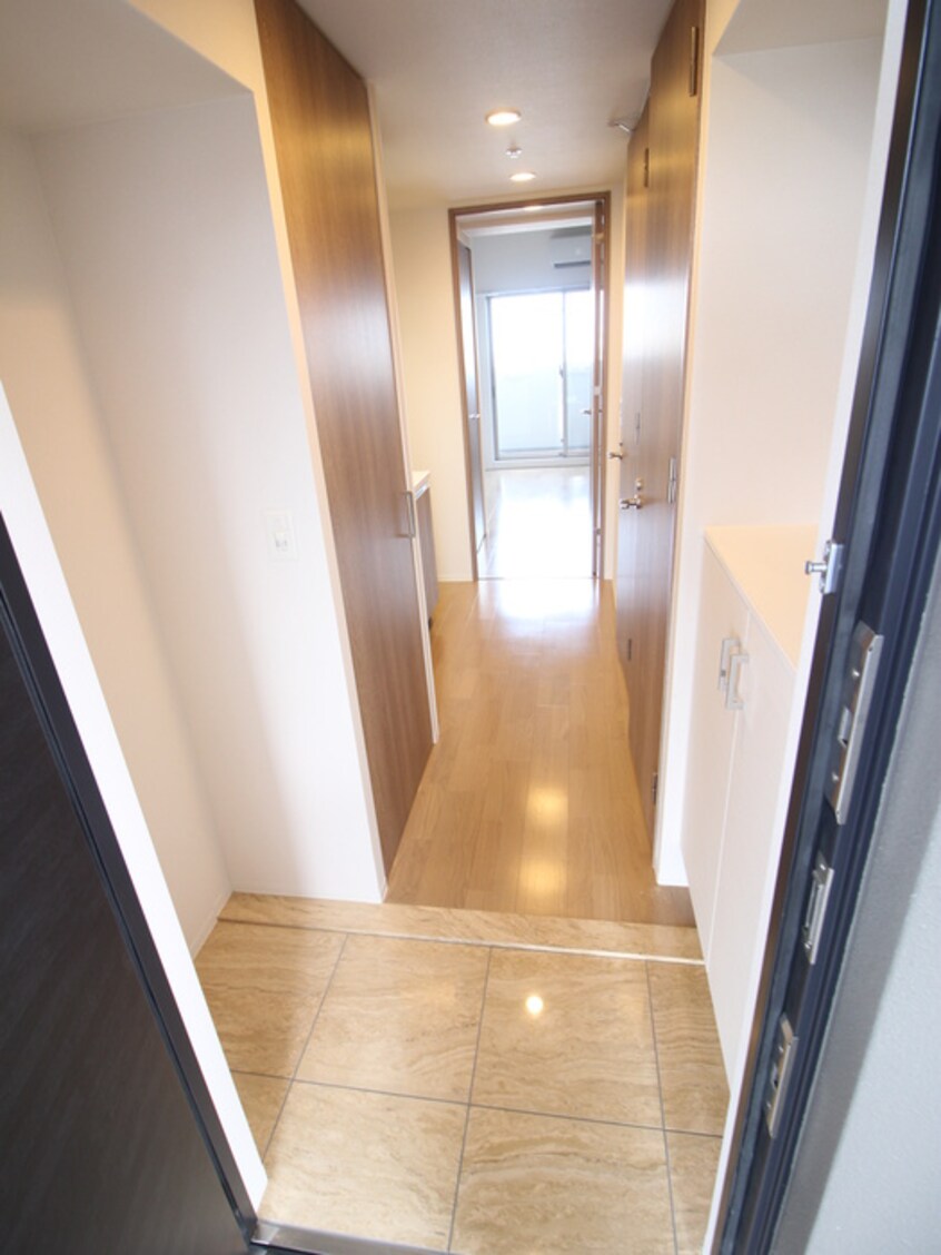 玄関 ﾚｼﾞｭｰﾙｱｯｼｭ塚本Ⅱ（1102）