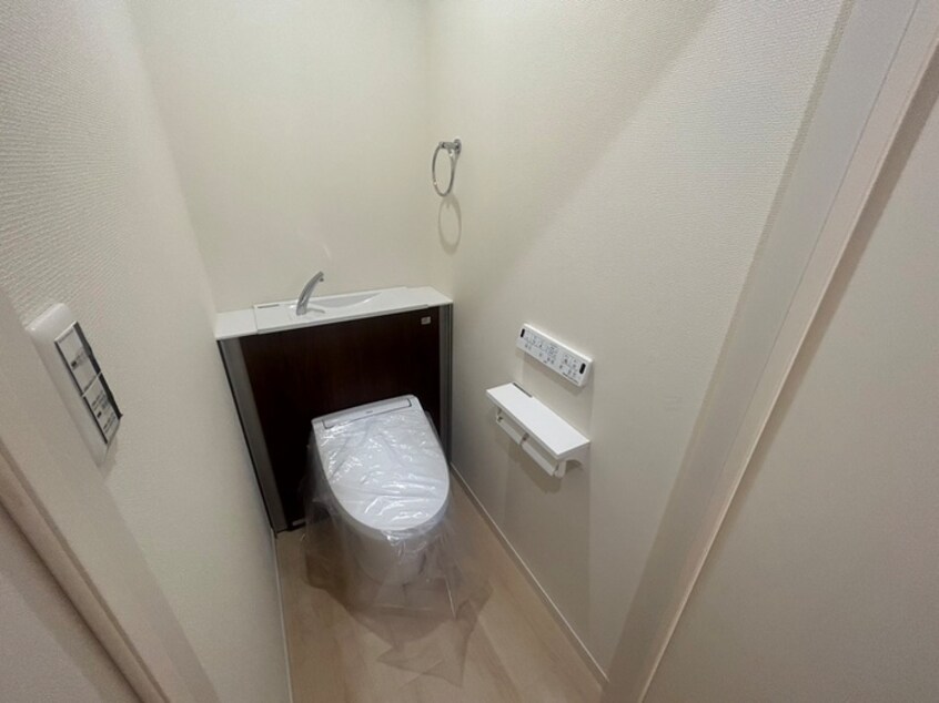 トイレ ＰＩＮＥ　ＭＯＯＮ