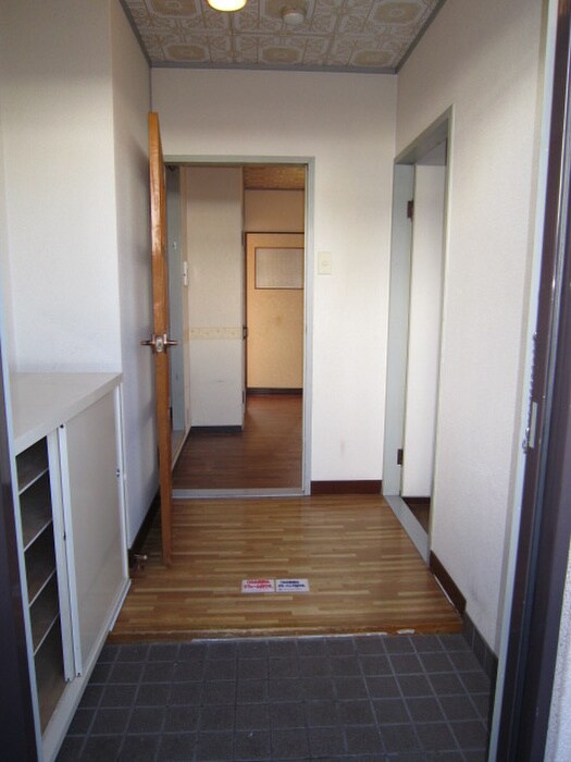 玄関 ｻﾝｴｽ原田