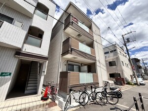 ファインステイツ春日出