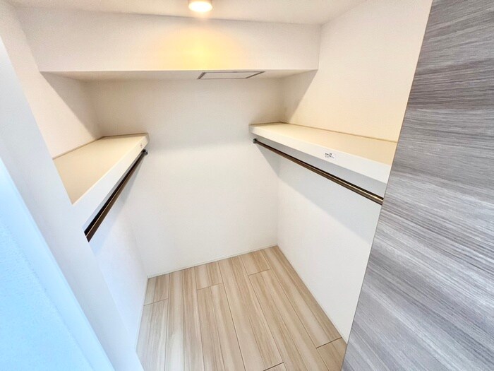 収納 シャルム・リリー