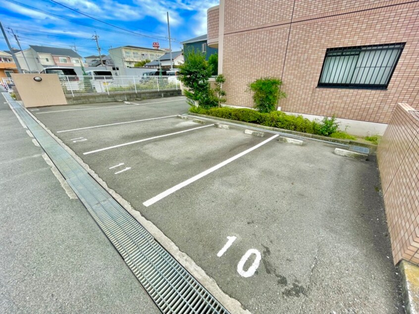 駐車場 マンショングランメール