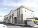 シャルレックスB棟の外観