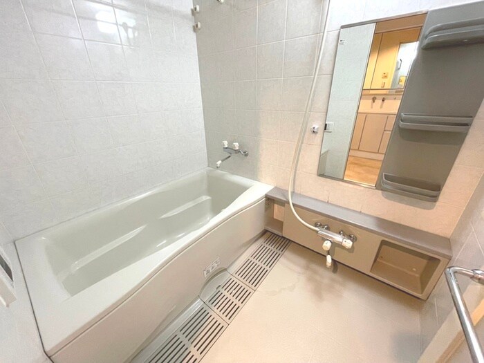 バス／シャワールーム等 ﾌｧﾐｰﾙ江坂ｼﾃｨﾌﾟﾚｲｽ(1302)