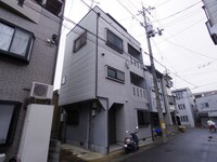 向島庚申町３３－２３貸家