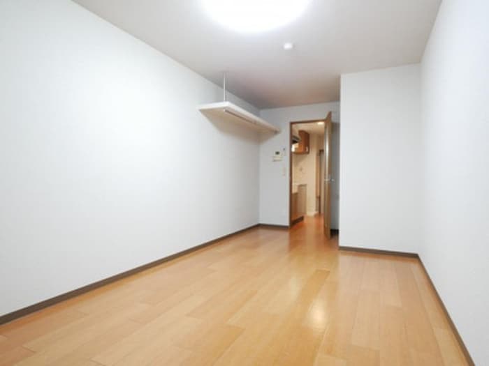 居室 スクウェアワン