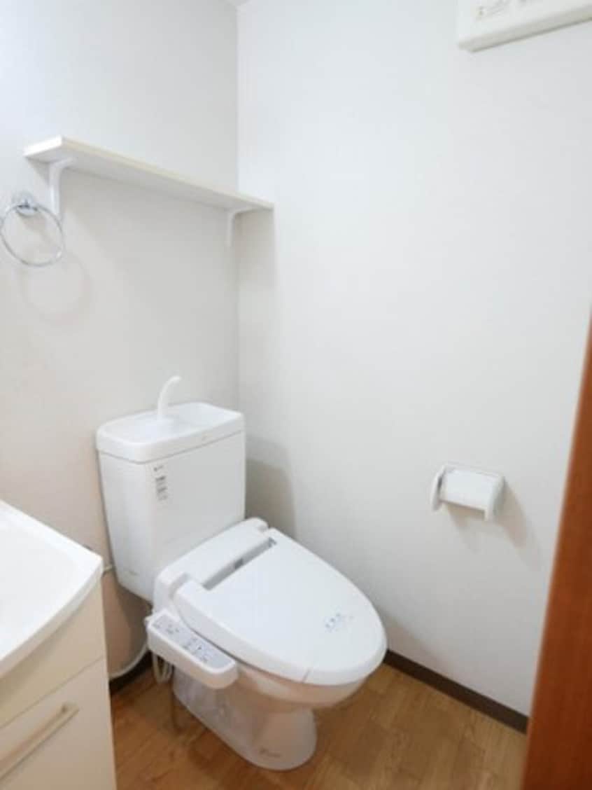 トイレ スクウェアワン