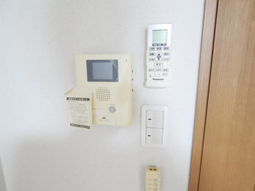 内観写真 スクウェアワン