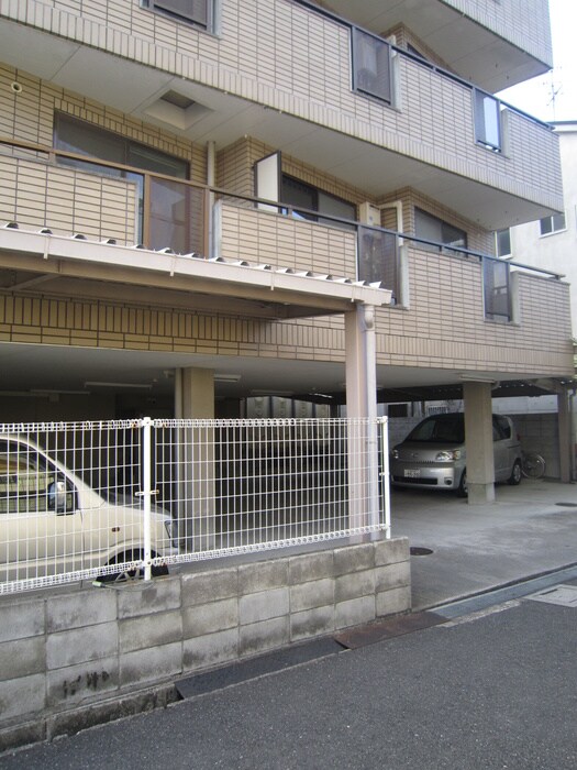 駐車場 ベルハズバンド