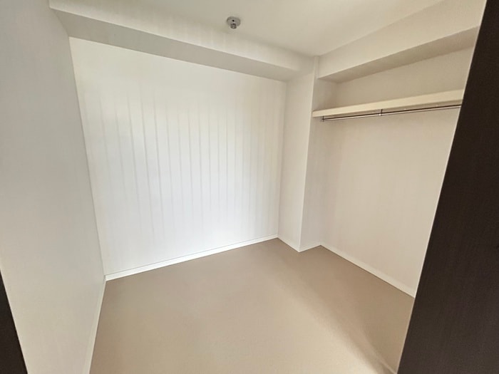 収納 リビングサロンビル