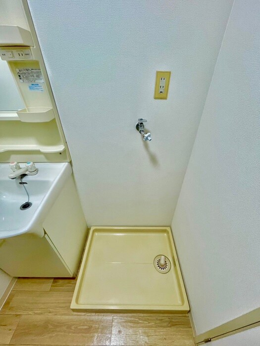 洗濯機置場 ガーデンハイツ鳳