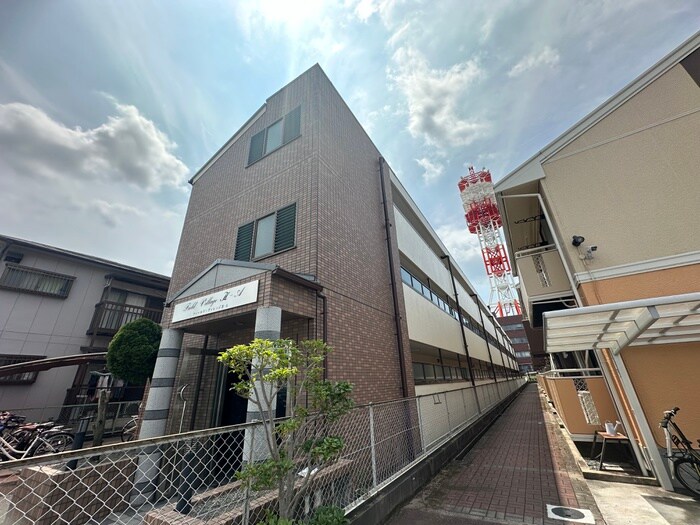 外観写真 フィールドヴィレッジⅡＡ棟