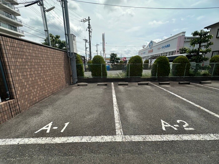 駐車場 フィールドヴィレッジⅡＡ棟