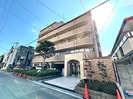 リッチパ－シモ塚本の外観