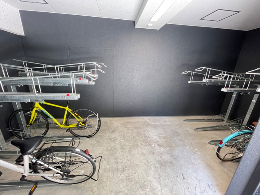 駐輪場 クオーレ神戸山手