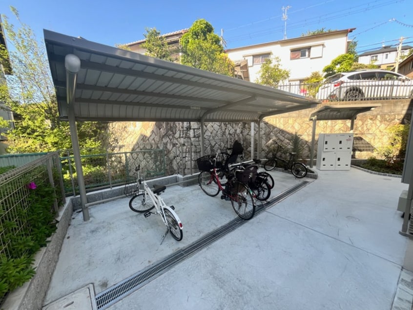 駐輪場 ネオ　レジデンス