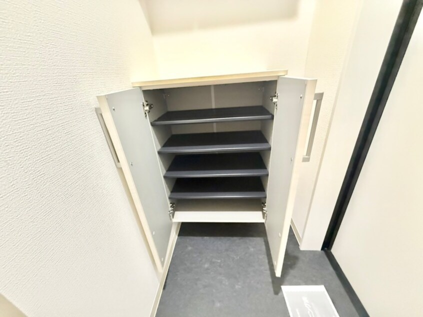 靴箱 Ｐｒｅｍｉｅｒ香里