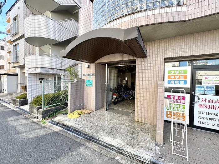 エントランス部分 フォックスムーア