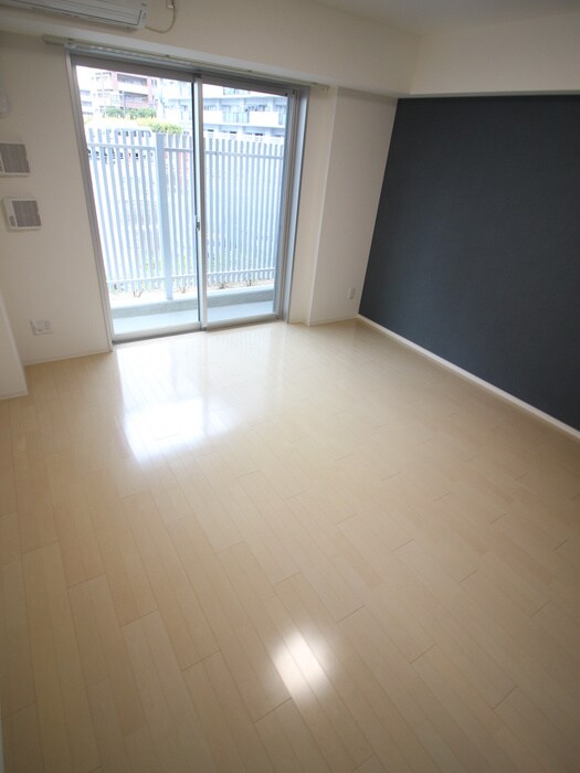 居室 ウェルフォート鶴見