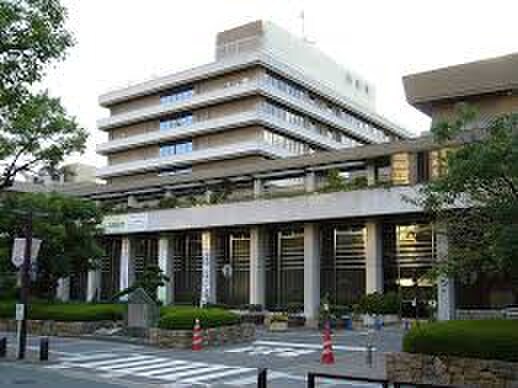西宮市役所(役所)まで530m ウエストパレス