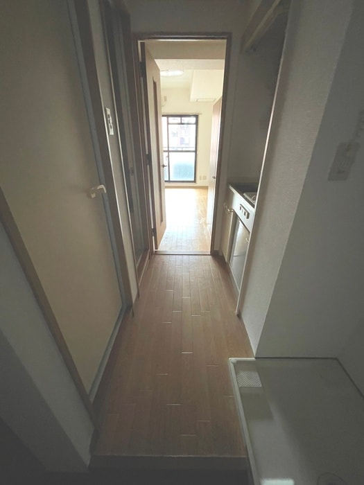 廊下 エスリード新大阪第８(607)