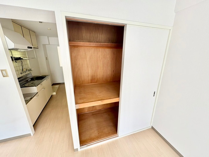 収納 リアライズ上新庄駅前