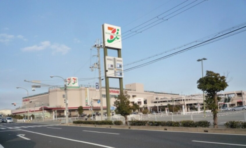 イトーヨーカドー加古川店(デパート)まで2100m ルークレジデンス播磨