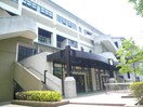 御所南小学校(小学校)まで230m パーシモン御所南