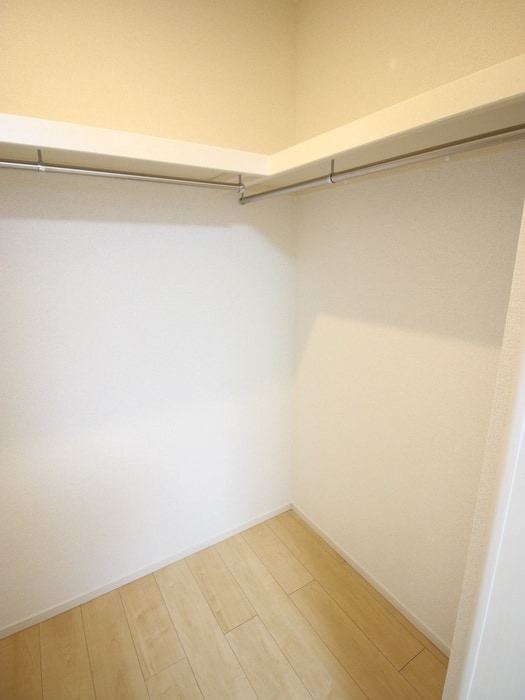 収納 デスパシオ