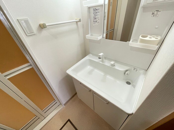 洗面 ルネス・サリ－ト