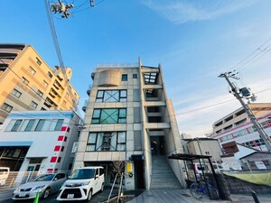 ＭＯＡ　ＣＯＵＲＴ（202）