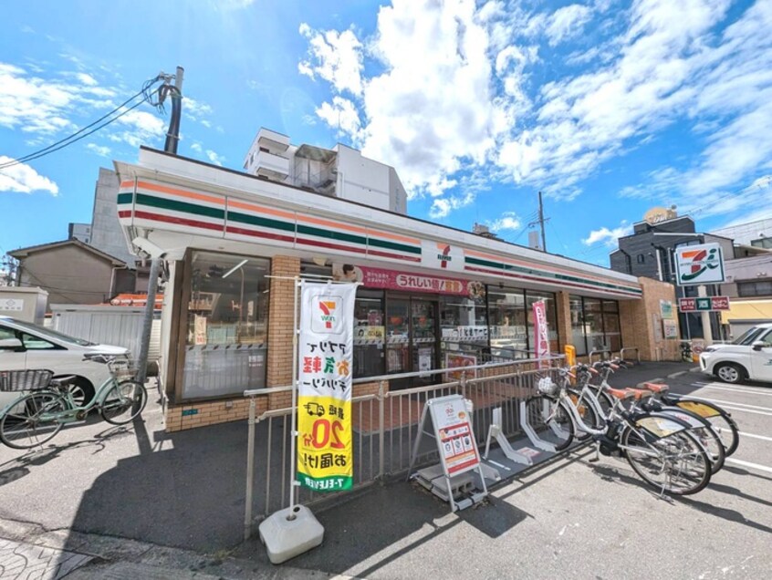 セブンイレブン(コンビニ)まで358m URBAN PARK弁天町