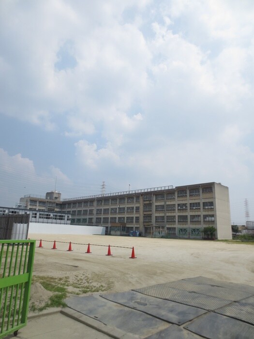 門真市立五月田小学校(小学校)まで616m 谷口様貸家