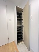靴箱 CRASTINE太秦安井北御所町