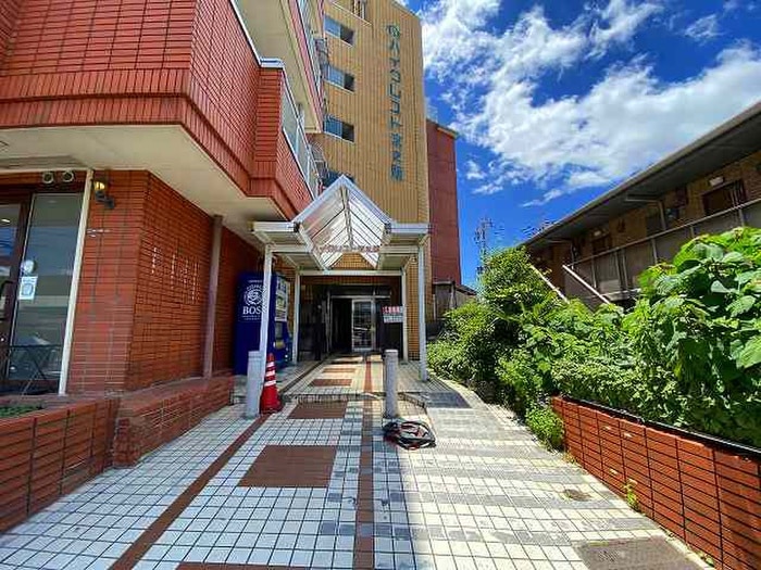 エントランス部分 ハイクレスト宮之阪