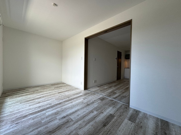 居室 アート守口