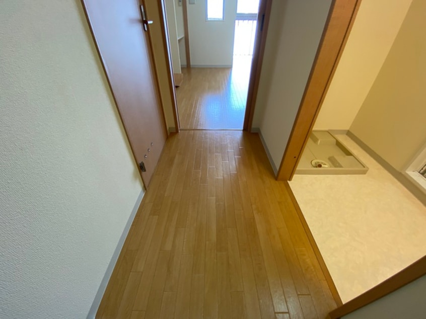 廊下 ル－セントオ－デン難波