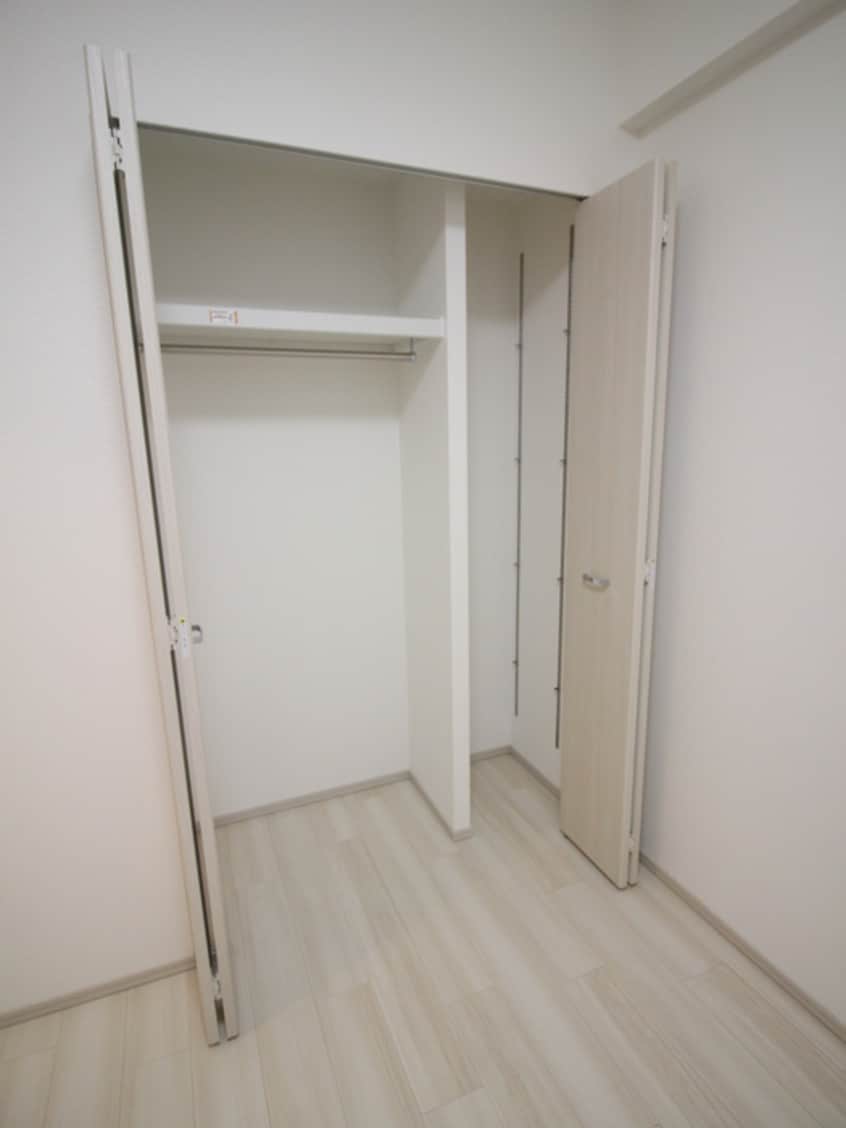 収納 スプランディッド新大阪キャトル