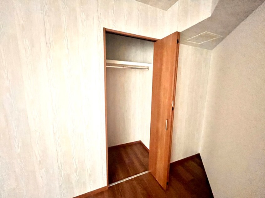 収納 ＭＥＳＳＡＧＥ苦楽園三番町