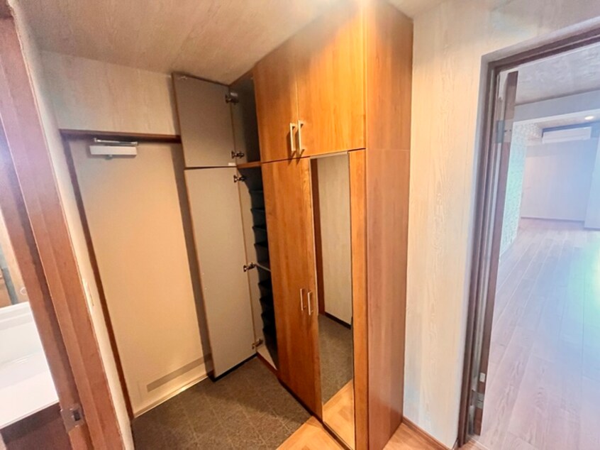 靴箱 ＭＥＳＳＡＧＥ苦楽園三番町