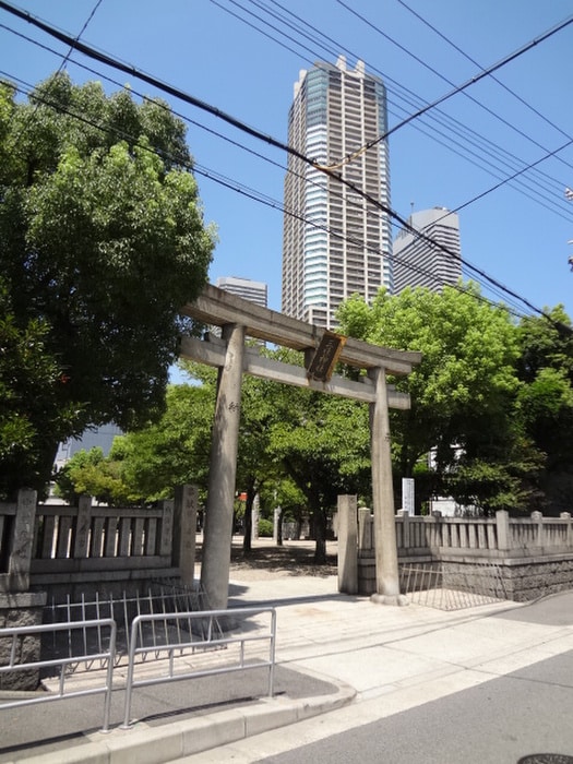 三社神社(公園)まで900m 一岡ハイツ磯路