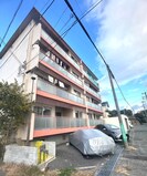 岩園サニーハイツA棟の外観