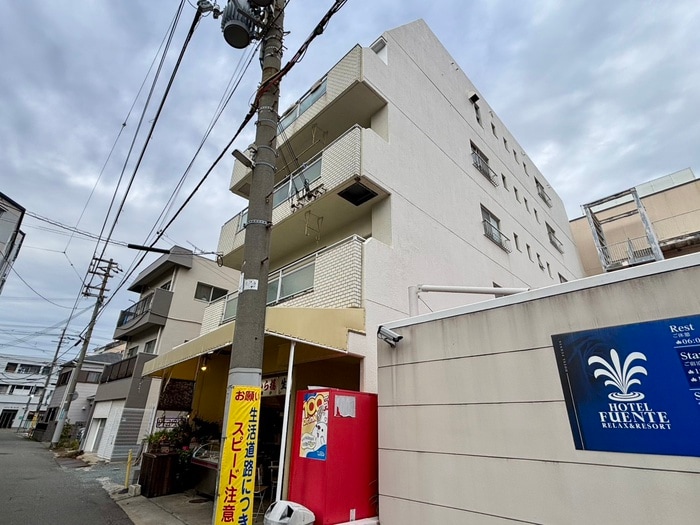外観写真 西新町マンション