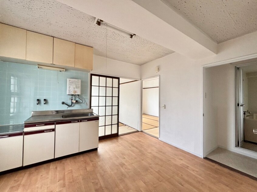 居室 西新町マンション