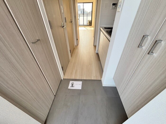玄関 S-RESIDENCE大阪九条North