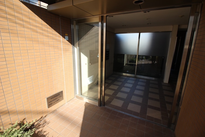 エントランス部分 ユマン蛍苑